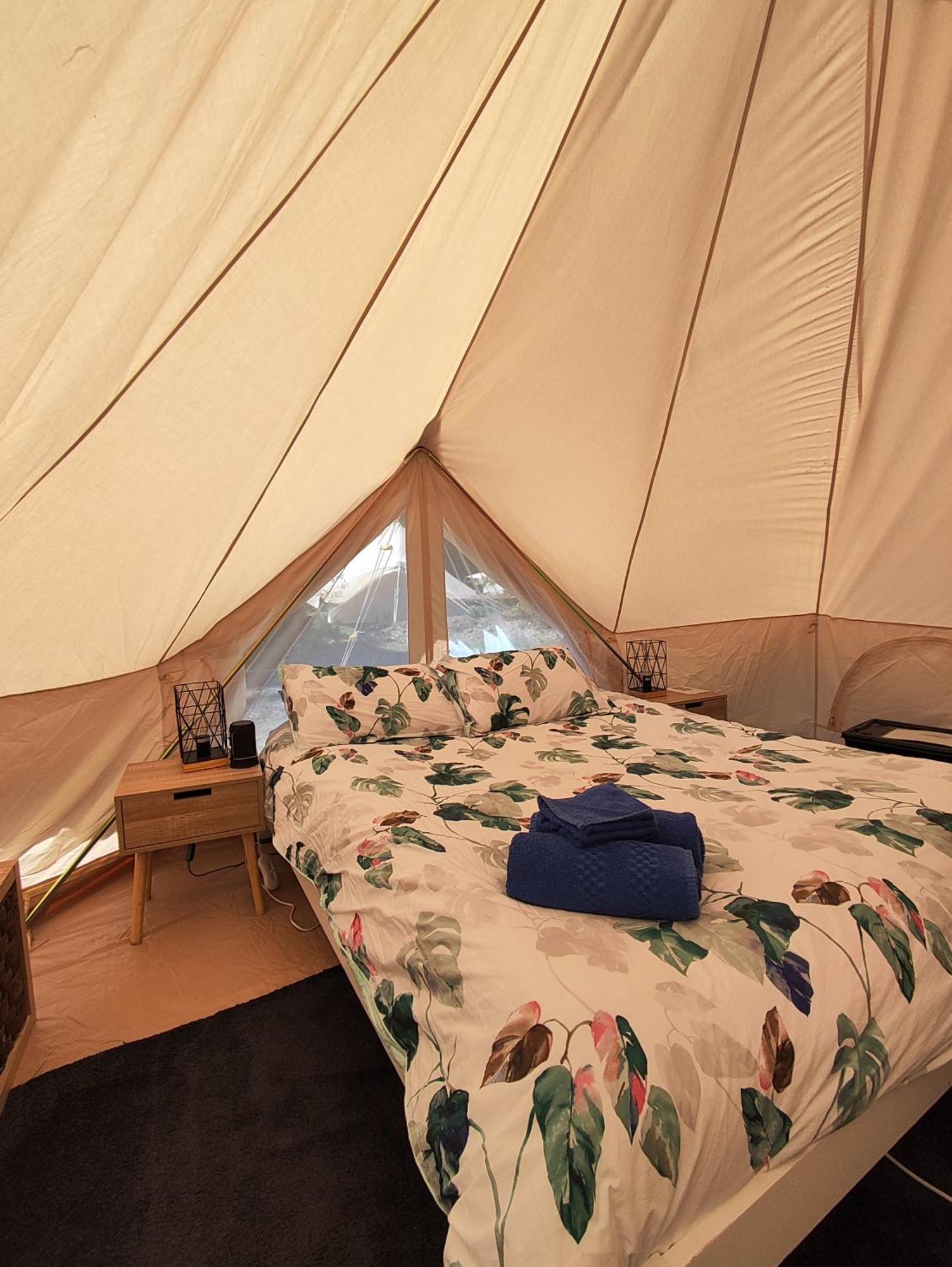 Glamping At Zeehan Bush Camp 외부 사진